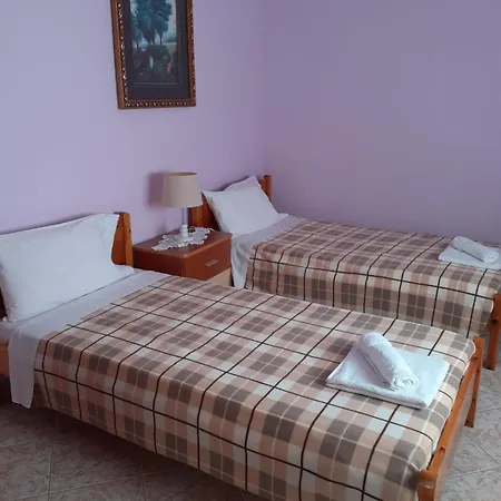 Konukevi Coral 4*