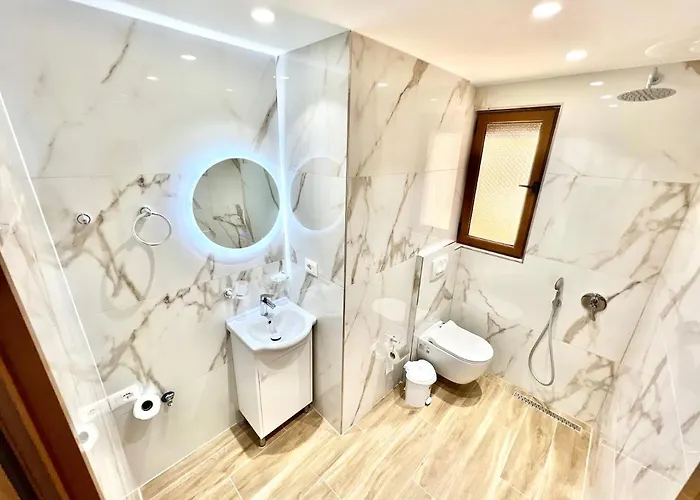 Coral Sarandë