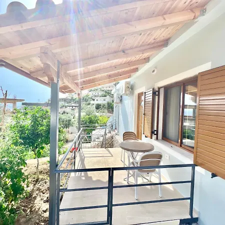 Coral Guest house 4*