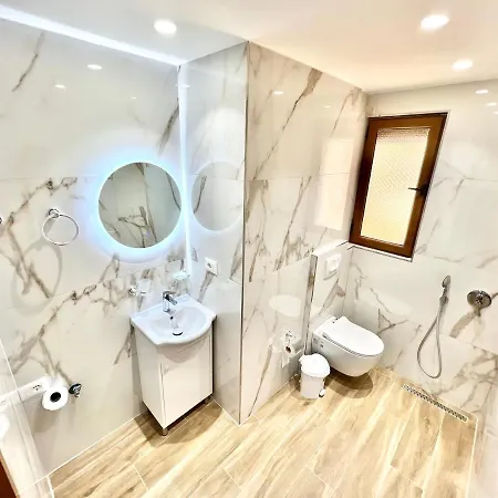 Coral Sarandë