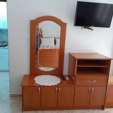 Coral 4*