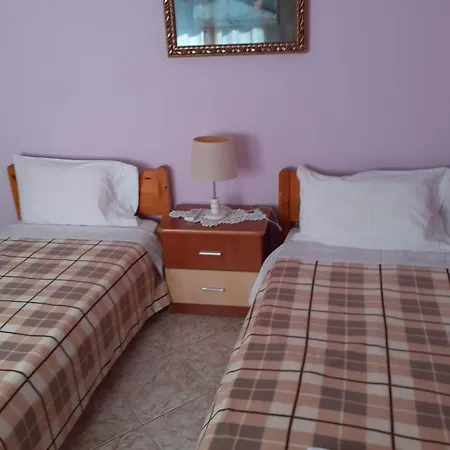 Coral Sarande