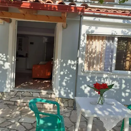 Coral Sarande
