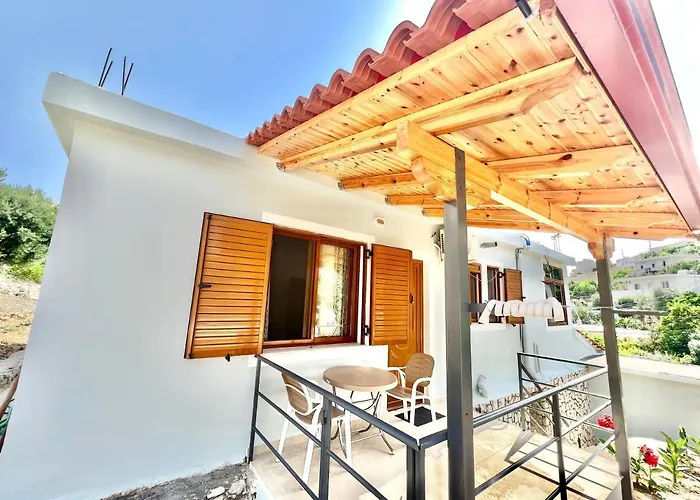 Coral 게스트하우스 Sarandë