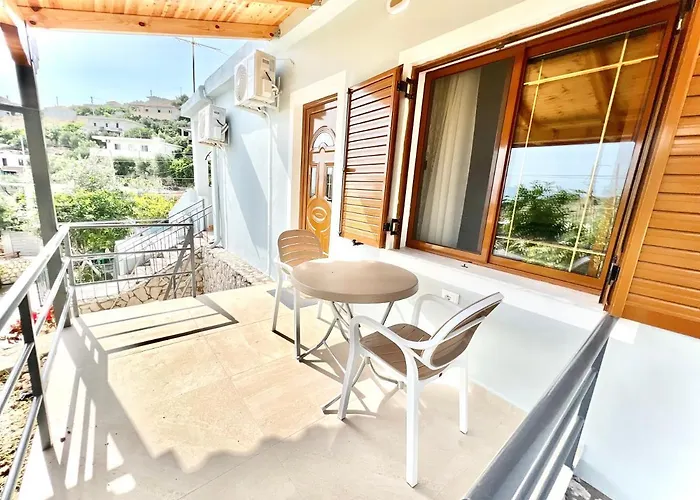 게스트하우스 Coral Sarandë